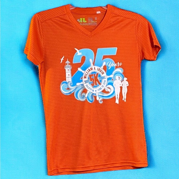 3/$15 Leslie Jordan William A. Irvine Running Shirt - Picture 1 of 5